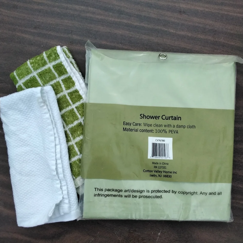 New Cotton Valley green shower curtain and 2 towels🏡